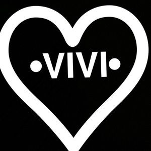 Meet your Posher, Vivi